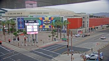 Weather camera view of Palomar Hotel.