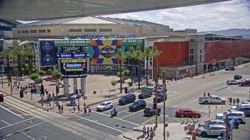Weather camera view of Palomar Hotel.