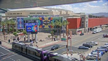 Weather camera view of Palomar Hotel.