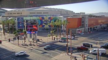 Weather camera view of Palomar Hotel.