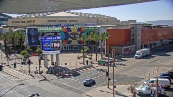 Weather camera view of Palomar Hotel.