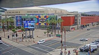 Weather camera view of Palomar Hotel.