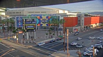 Weather camera view of Palomar Hotel.