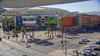 Weather camera view of Palomar Hotel.