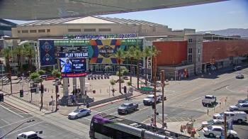 Weather camera view of Palomar Hotel.