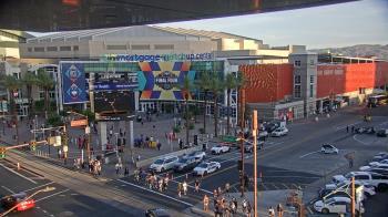 Weather camera view of Palomar Hotel.