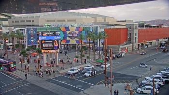 Weather camera view of Palomar Hotel.