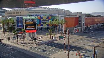 Weather camera view of Palomar Hotel.