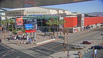 Weather camera view of Palomar Hotel.
