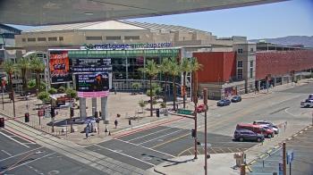 Weather camera view of Palomar Hotel.