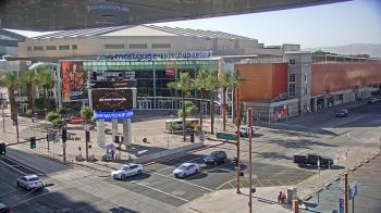 Weather camera view of Palomar Hotel.