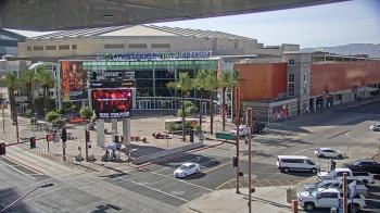 Weather camera view of Palomar Hotel.