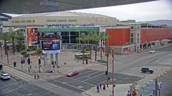 Weather camera view of Palomar Hotel.