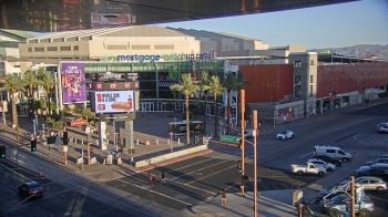 Weather camera view of Palomar Hotel.