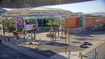 Weather camera view of Palomar Hotel.