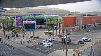Weather camera view of Palomar Hotel.