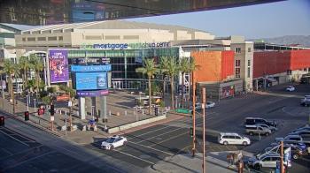 Weather camera view of Palomar Hotel.