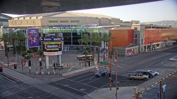 Weather camera view of Palomar Hotel.