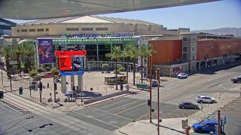 Weather camera view of Palomar Hotel.