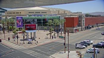 Weather camera view of Palomar Hotel.