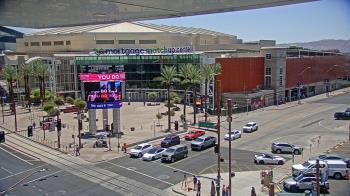 Weather camera view of Palomar Hotel.