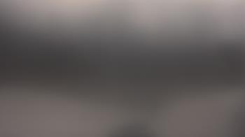 Weather camera view of Hilldale Elementary School.