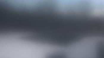 Weather camera view of Hilldale Elementary School.