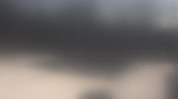 Weather camera view of Hilldale Elementary School.