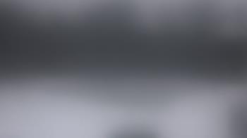 Weather camera view of Hilldale Elementary School.