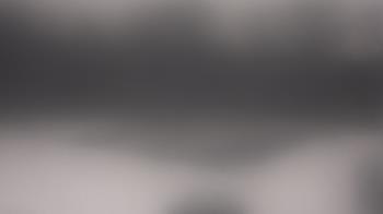 Weather camera view of Hilldale Elementary School.