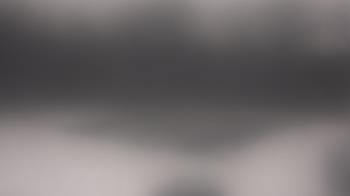 Weather camera view of Hilldale Elementary School.