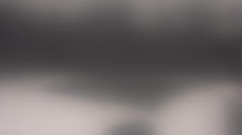 Weather camera view of Hilldale Elementary School.