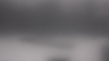 Weather camera view of Hilldale Elementary School.