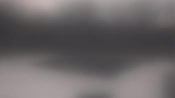 Weather camera view of Hilldale Elementary School.