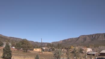 Weather camera view of Pine Strawberry Elementary School 12.