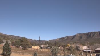 Weather camera view of Pine Strawberry Elementary School 12.