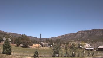 Weather camera view of Pine Strawberry Elementary School 12.