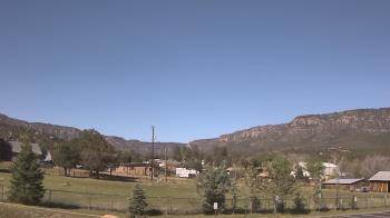 Weather camera view of Pine Strawberry Elementary School 12.