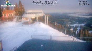 Weather camera view of Sunrise Park Resort 10650 ft elev.