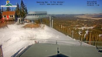 Weather camera view of Sunrise Park Resort 10650 ft elev.