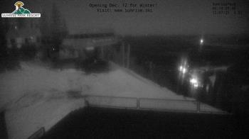 Weather camera view of Sunrise Park Resort 10650 ft elev.