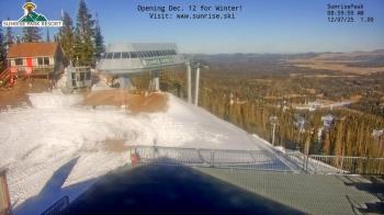 Weather camera view of Sunrise Park Resort 10650 ft elev.
