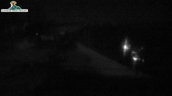 Weather camera view of Sunrise Park Resort 10650 ft elev.