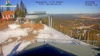 Weather camera view of Sunrise Park Resort 10650 ft elev.