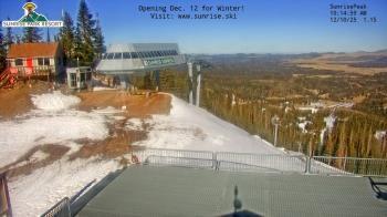 Weather camera view of Sunrise Park Resort 10650 ft elev.
