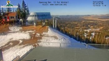 Weather camera view of Sunrise Park Resort 10650 ft elev.