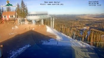 Weather camera view of Sunrise Park Resort 10650 ft elev.