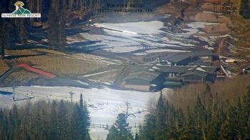 Weather camera view of Sunrise Park Resort 10650 ft elev.