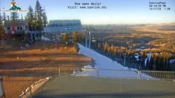Weather camera view of Sunrise Park Resort 10650 ft elev.