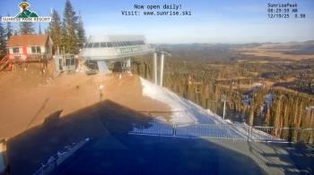 Weather camera view of Sunrise Park Resort 10650 ft elev.